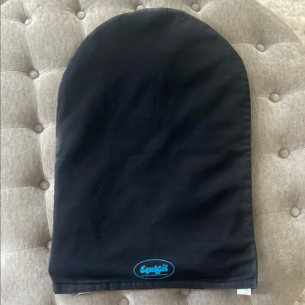 Equigel half pad with cover